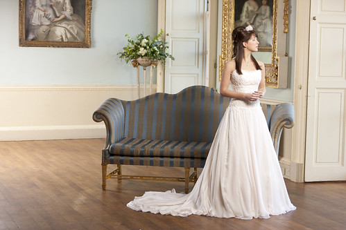 Hydrangeas worn centrally - Naomi Neoh gown, Photography by Hannah Duffy