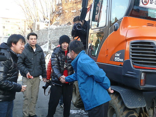 Kim Hyun Joong Hotsun Coal Delivery Event [06.01.11]