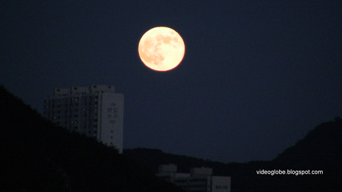Pusan Busan Moon night