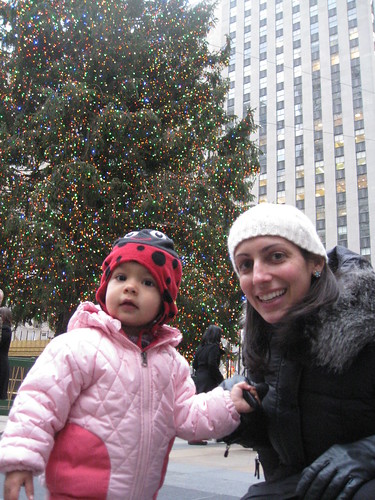 Laila and Anna see the big Christmas Tree at Rockefeller Center