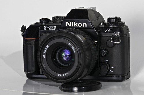 Nikon F-501 (N2020) - Camera-wiki.org - The free camera encyclopedia