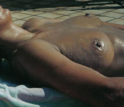 topless beach model voyeur web pics: nudebeach