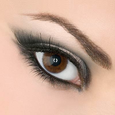 Eye Makeup Highlighter. Eye Make-up tip: Mix concealer