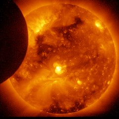Solar Eclipse, Ending (NASA, Hinode, 01/07/11)