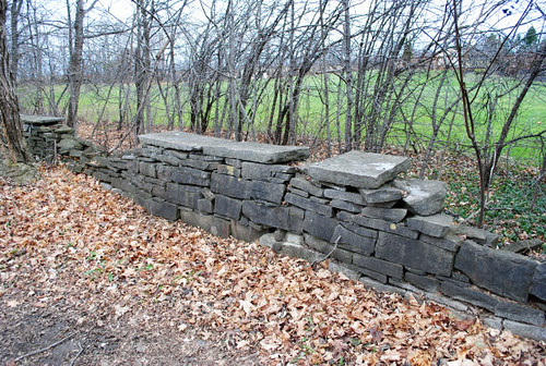 stone wall2