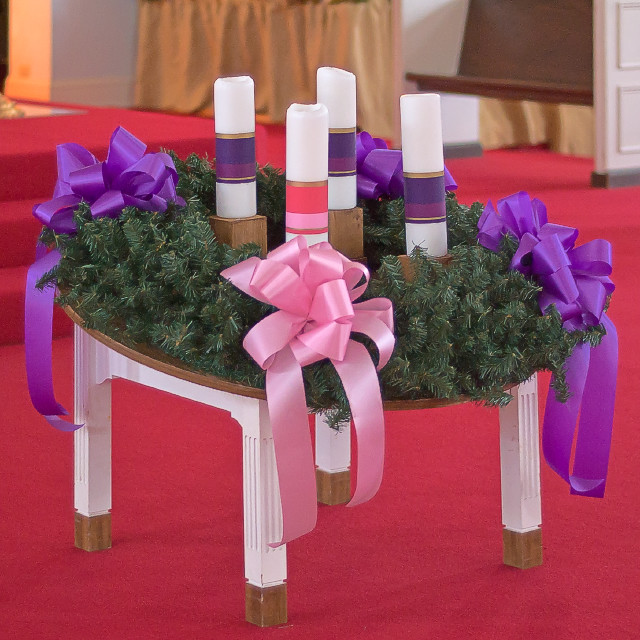 Saint Raphael Roman Catholic Church, in Saint Louis, Missouri, USA - Advent wreath