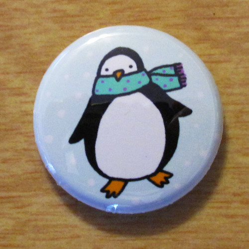 Penguin With Scarf - Button 01.02.11
