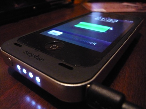 mophie juice pack air for iPhone 4 - 1