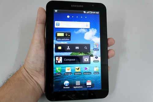 Samsung Galaxy Tab - in the hand