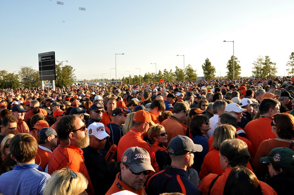 Crowd going into the gates