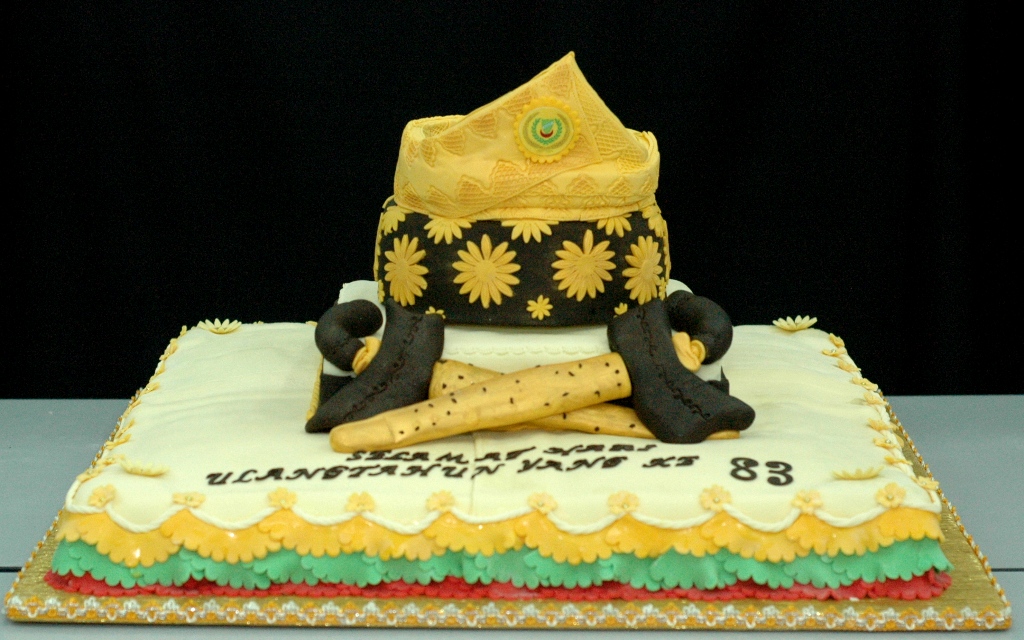 30th November - Cake for KDYMM Sultan of Kedah
