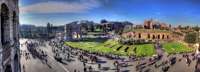 Colosseo in December