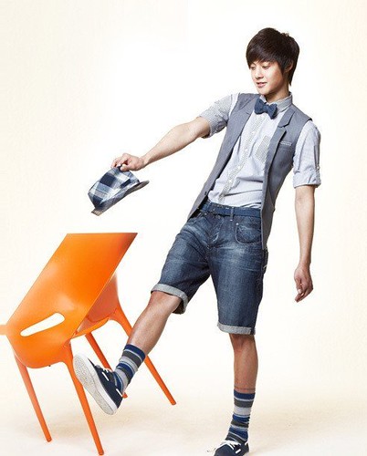South Korean actor Kim Hyun Joong casual apparel photo _4_