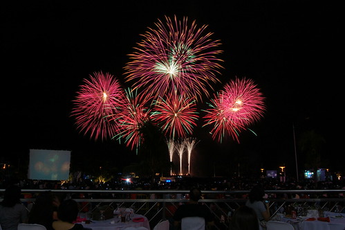 Pyromusical 2011 Fireworks SM Mall of Asia Spain vs Korea (74)