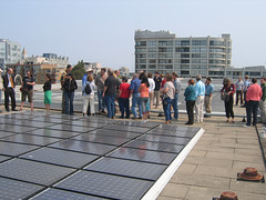 rooftop solar panels (by: Robin Murphy, World Resources Institute, creative commons license)