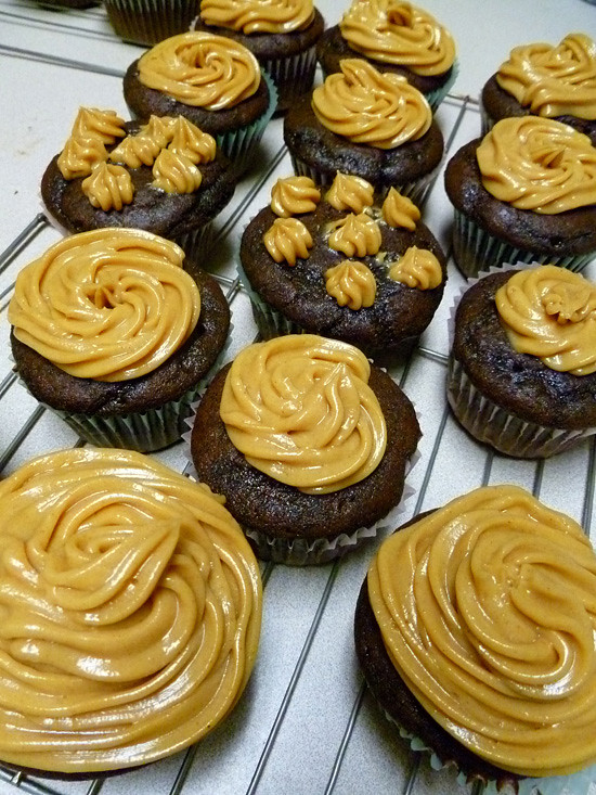 03 March 29 - Chocolate Cupcakes with Peanut Butter Icing (4)