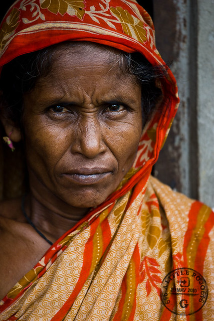 Portrait of a woman in Bangladesh.