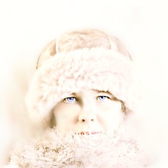 portrait photo exposition blanc bonnet