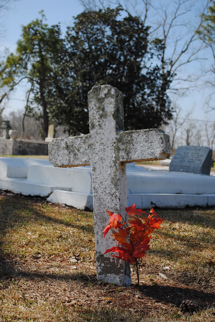 cross, st. raphael cemetery