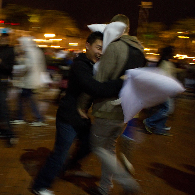 Valentine's Day Pillow Fight 2011: lateral