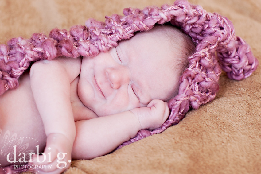 DarbiGPhotography-Kansas City newborn photographer-031511-MY-107