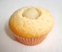 Marzipan-Filled Almond Cupcake