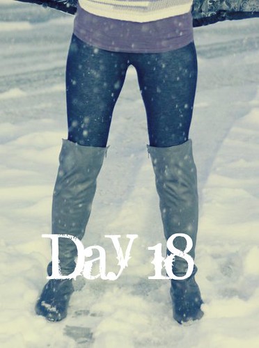 February Tights Challenge: Day 18
