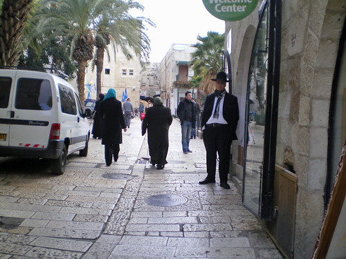 197 Jewish Qtr street scene
