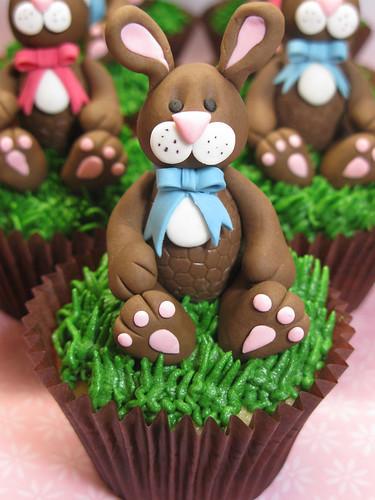 how to make easter bunny cupcakes. Easter Bunny Cupcake