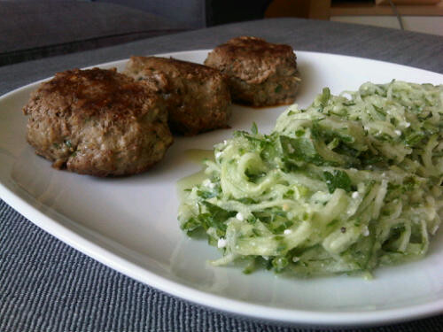 Curry burgers and cucumber salad
