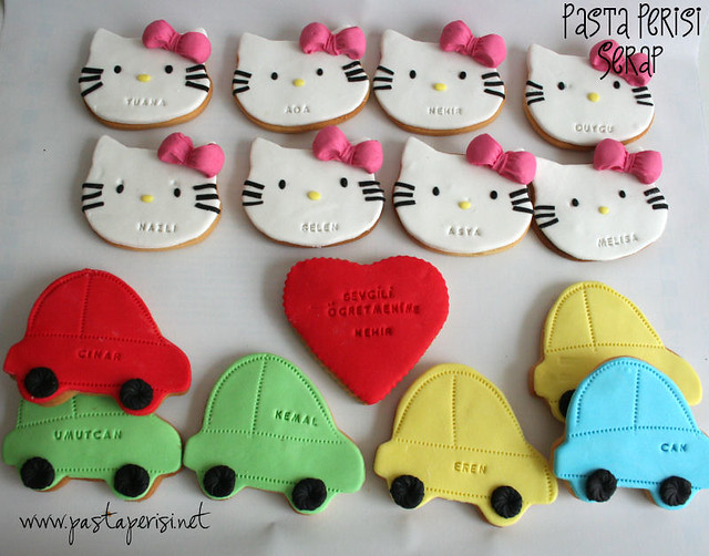 Hello kitty cookie- cars cookie