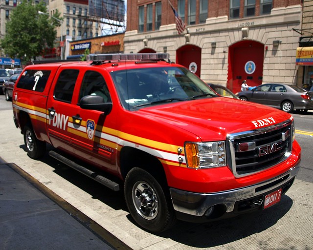 county city nyc house ny newyork building car station architecture truck fire automobile manhattan chief engine 7 45 company transportation vehicle borough hd ladder division suv 13 93 fdny firefighters gmc 2500 washingtonheights bravest wahi 2011 battalion13 engine93 ladder45 e093 y2011 jag9889