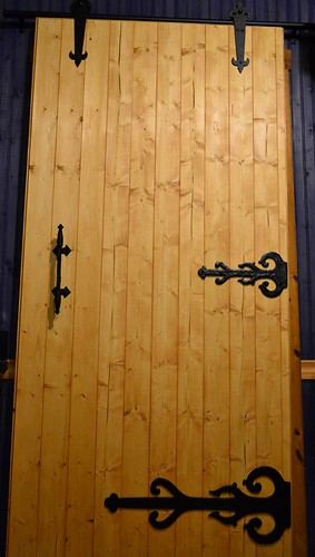 Barn Door for the Kitchen by pjpink