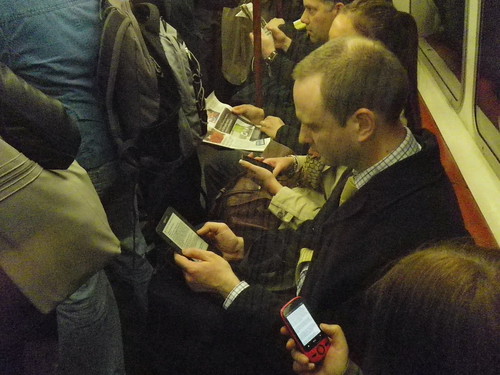 Median käyttöä Lontoon metrossa