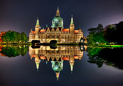 Hannover Rathaus by Sprengben [why not get a friend], on Flickr