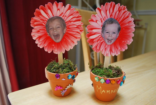 Mother's Day flowerpots