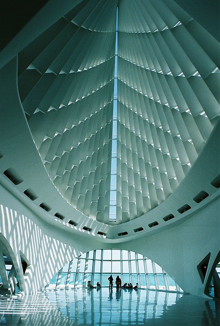 Interior_Milwaukee_Art_Museum