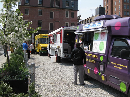 loving the tuesday food truck scene at grant's block!