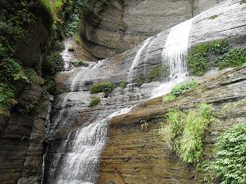 Shuvolong waterfall