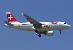 Swiss A319-112 HB-IPX BCN 29/05/2004