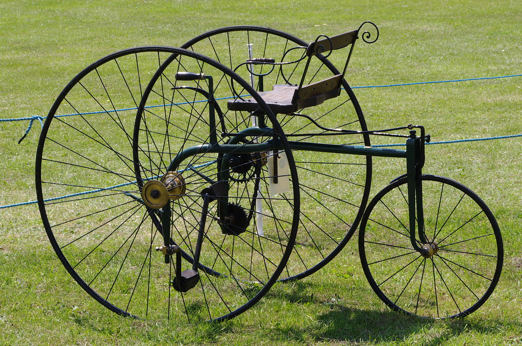1878 Bates Tricycle side