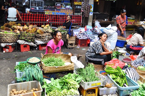 ubud market scene 8