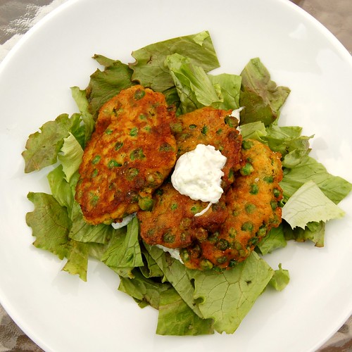 curried pea and potato fritters