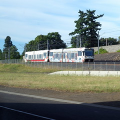 A train heads onto the Clackamas branch