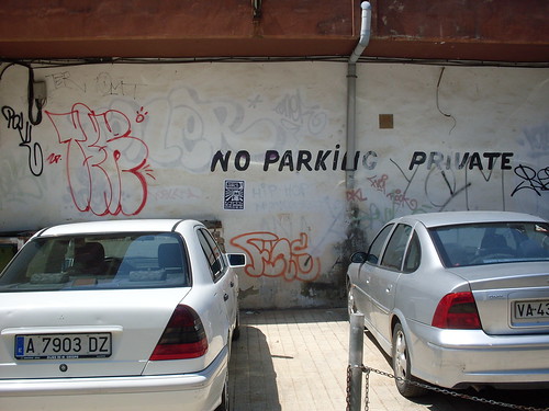 NO PARKING PRIVATE