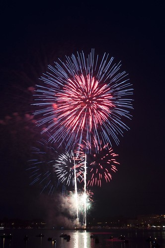 11-FireworksRedBank-5654