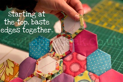 hexagon mug rug tutorial 8