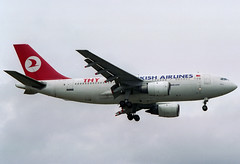 Turkish Airlines A310-304 TC-JCN BCN 04/04/1994