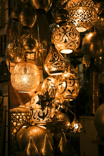 Lamps on Cairo bazaar ©  Victoria Vasilieva