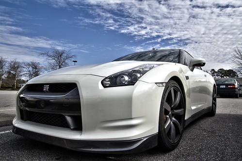 White GT-R 3-HDR